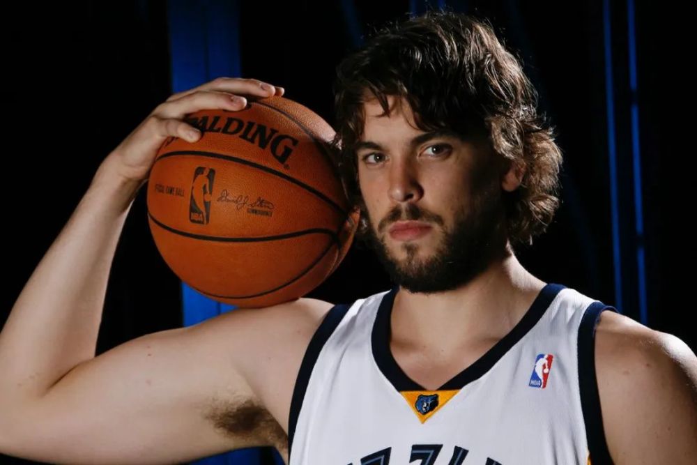 盛世平台网站关于风云突变瓦伦西亚今晚防线松动；全明星赛版图或变；悬念犹存；训练强度明显提升的信息