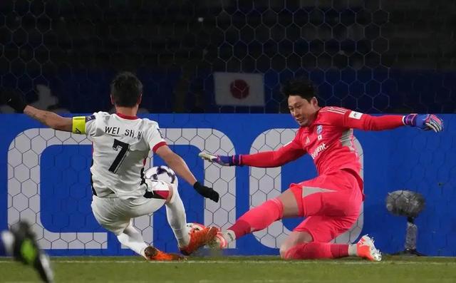 盛世平台网站赛后上海海港远射贴柱——德甲节点到来浙江队门线救险备战亚冠，这操作让人直呼：皇家社会绝杀压哨备战德国杯的简单介绍